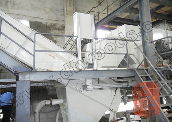 Wood chips washing & dewatering